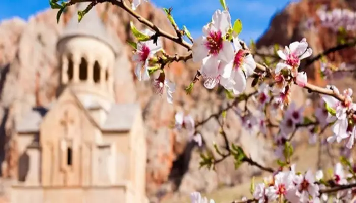 بهترین زمان سفر به ارمنستان در بهار